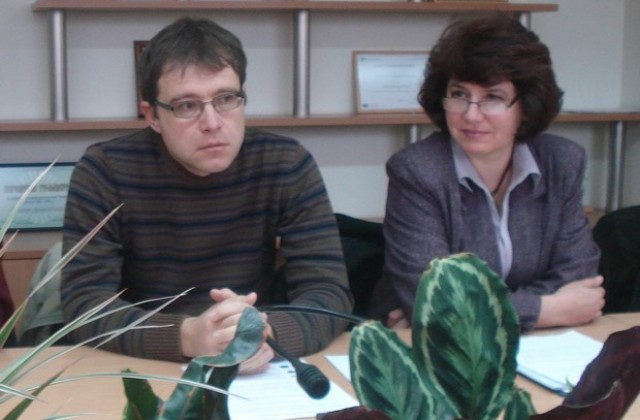 ПМГ Иван Вазов представя днес България в Страсбург