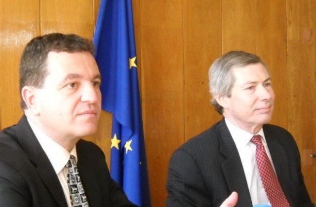 Дж. Уорлик: Ася Петрова е един от най-добрите прокурори в България