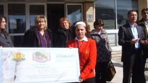 Хасан Азис презентира чека за 1 млн лева за Перперикон