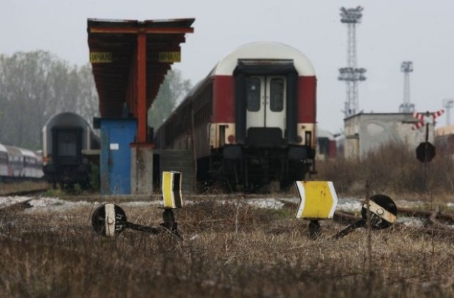БДЖ ще спечели от поскъпването на горивата, смята Цветков