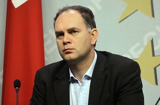 БСП иска оставката на Фандъкова заради данъците на софиянци