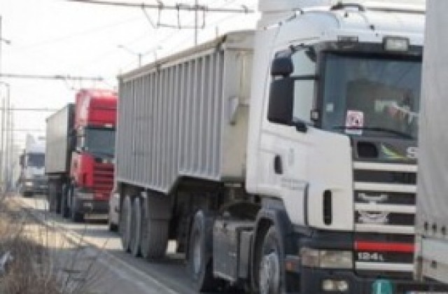 Превозвачи протестираха срещу цените на горивата