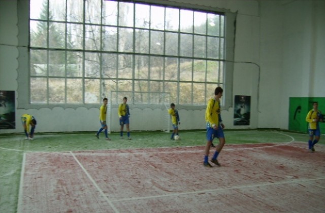 Започва изграждане на спортна площадка в Дружба