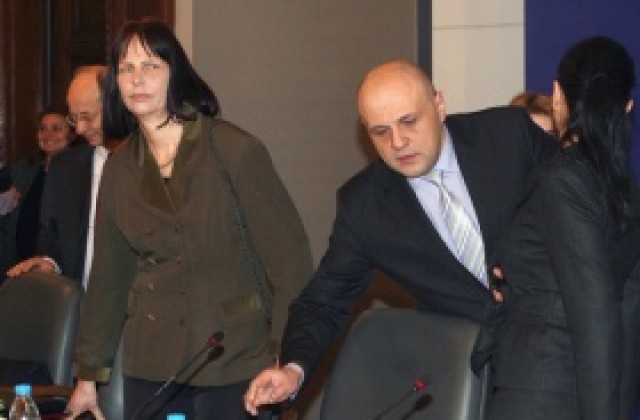 Подписаха договор за предоставяне на швейцарска помощ за подготовка на проекти