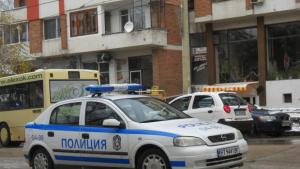 Изпочупиха прозорци на великотърновска гимназия