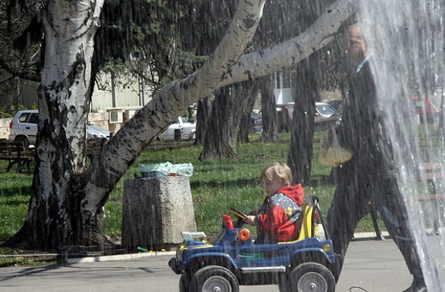 Опасност от тиранозаври няма!