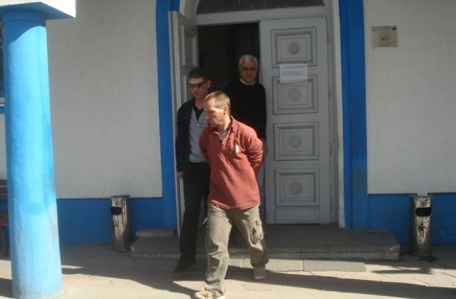 Лишават от родителски права бащата, пребил дъщеря си?