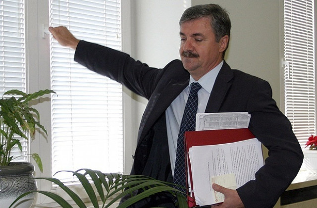 Фандъкова прие оставката на Герджиков, отмениха презонирането на София