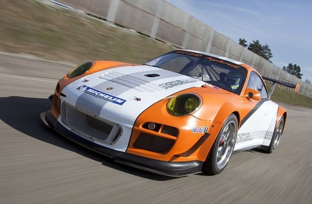 Porsche подсили 911 GT3 R Hybrid