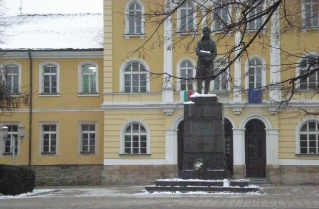 Новото крило на Априловска гимназия има Разрешение за строеж