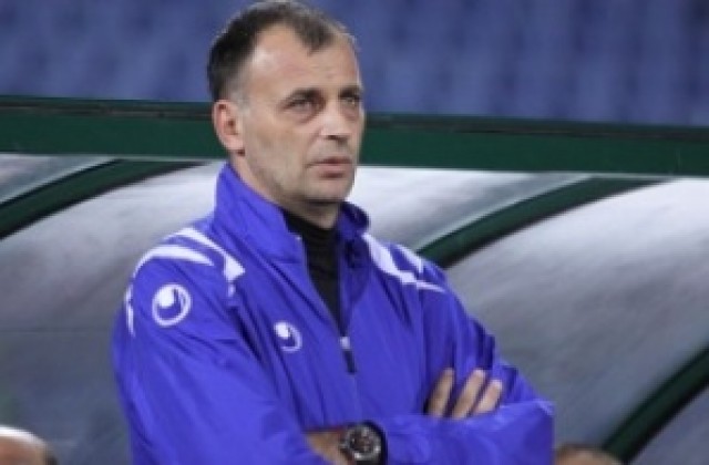 Тони Здравков мисли за оставка: Исках да играем мача, не бе това начинът
