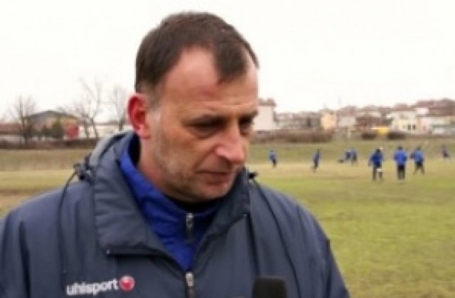Тони Здравков остава треньор на Калиакра