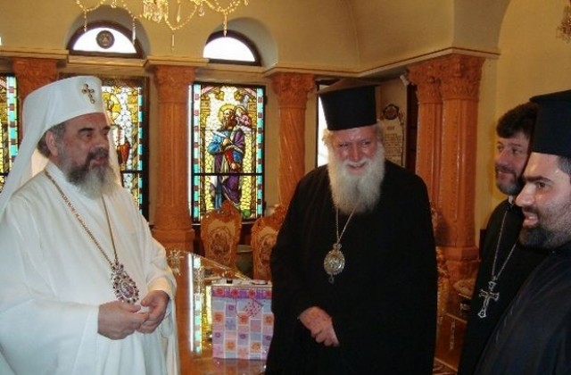 Румънският патриарх обеща съдействие за нов български храм в Букурещ