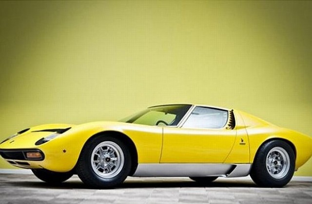 Продадоха прототипа на Miura P400 SV