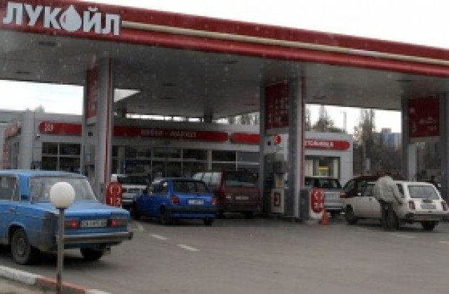 Лукойл“ свали цената на пропан-бутана