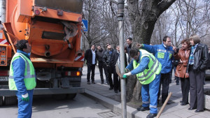 Софийска вода поема поддръжката на шахтите в район Оборище
