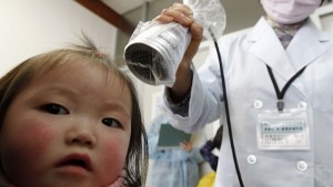 Колко отрова завещаваме на децата си