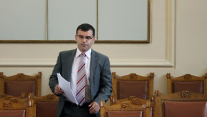 Правителството и превозвачите обсъждат мерките срещу цените на горивата
