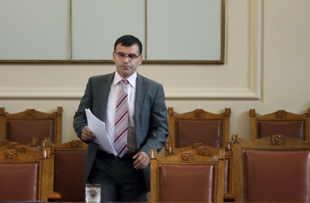 Правителството и превозвачите обсъждат мерките срещу цените на горивата