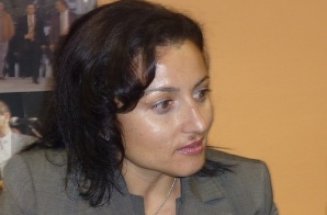 Десислава Танева: Законопроект предвижда земеделците да избират как да се облагат доходите им