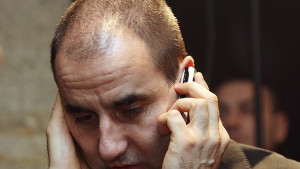 Цветан Цветанов Водят се преговори с нападателя в Сливен