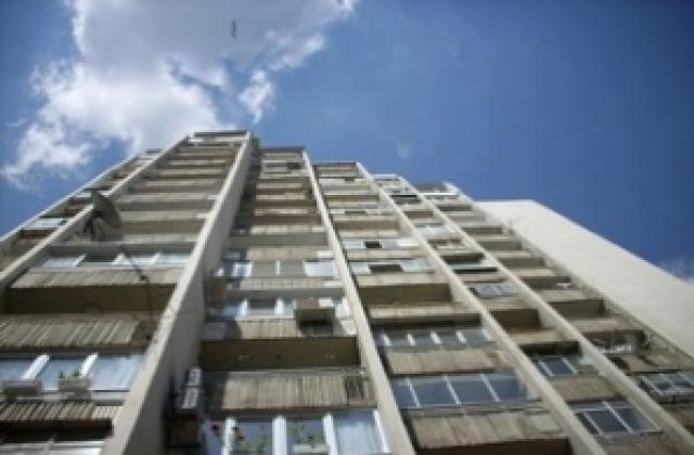 Обществен дебат за панелките инициира депутат