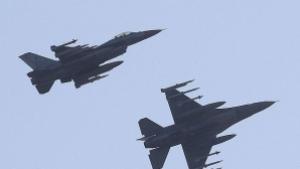 Въпреки компромиса в НАТО за поемането на контрола върху операцията