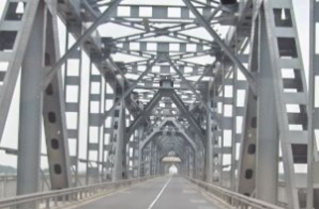 Ремонтират Дунав мост с 1 млн. лева