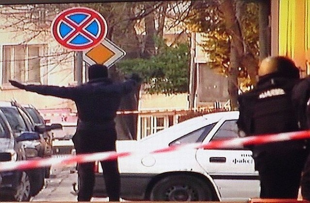 Целта на Стефан Петров е била обир,повдигат му три обвинения