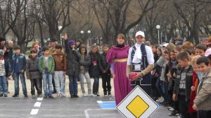 Приказка за пътя за малчугани и порастнали