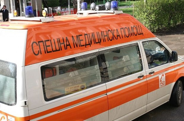 Шофьор блъсна възрастна жена в Петрич