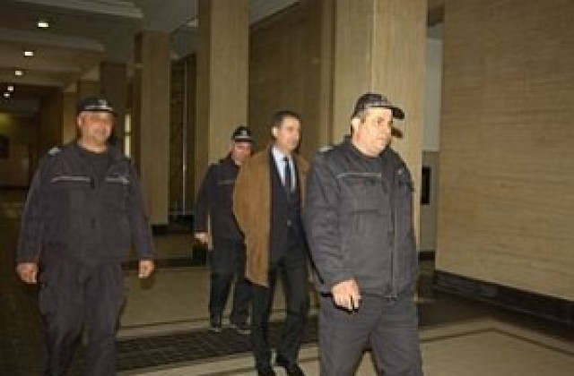 Съдът остави в ареста бургаския съдия Атанас Вълков