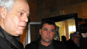 Осъдиха условно замкмет правил фалшиви заверки на документи