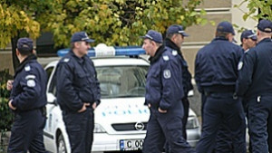 Мъж застреля съпругата си с ловна пушка