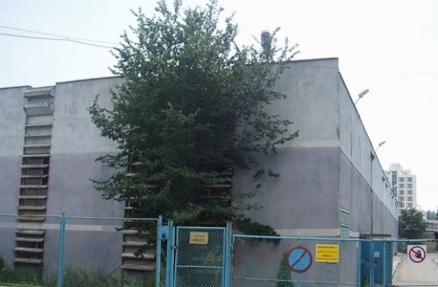 Кърпят с ремонт пречиствателната станция на Златните