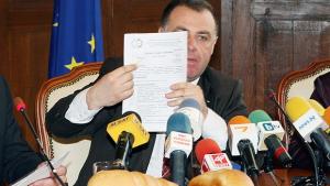 Купуваме хляб по стандарт България по Великден