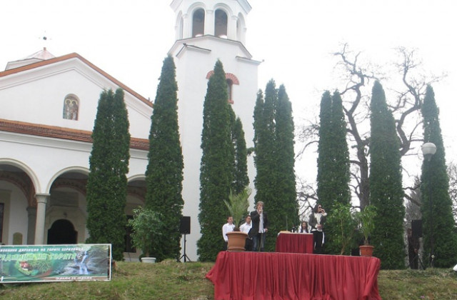 Орлин Горанов и Марияна Попова пяха за гората
