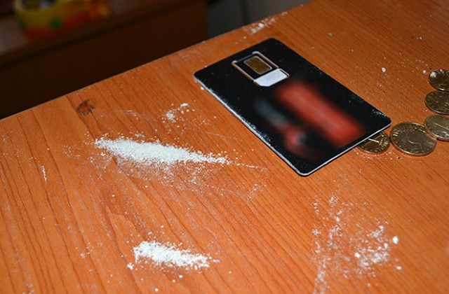 Половин килограм амфетамини откриха в студентска квартира