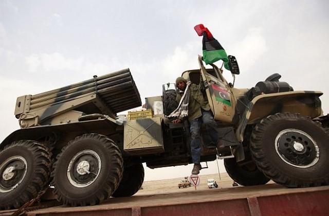 Защо Западът не може да се справи с Кадафи?