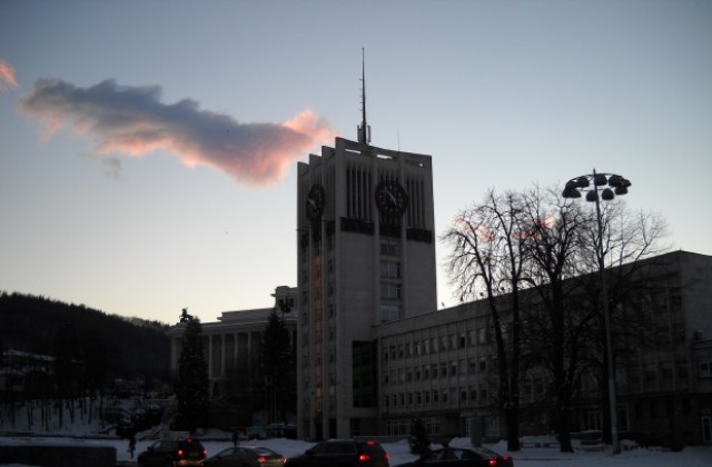 Групата на БСП напусна заседанието на Местния парламент
