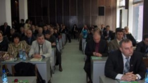 Изграждат кръгово кръстовище на Розова градина