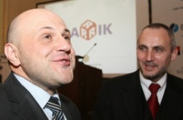 Чакат министър Томислав Дончев