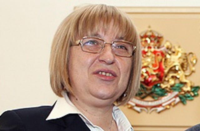 Цецка Цачева е на посещение  в Сливен