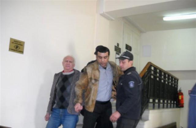 Тръгна делото срещу лихварите Мюмюн и Медин Ахмедови