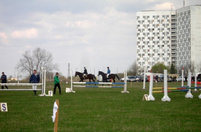 Традиционна кушия събра много зрители