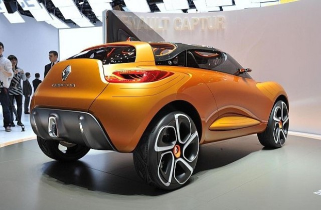 Renault с три нови кросоувъра, вдъхновени от Captur