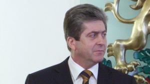 Първанов готов да сезира КС за промени на Закона за