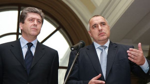 Борисов като Щирлиц Първанов като Мюлер