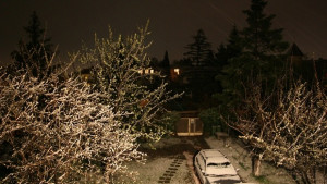 Снегът се върна в София