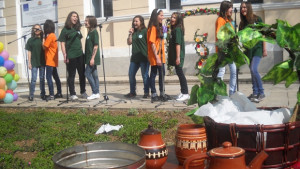 Ученици си правят хепънинг